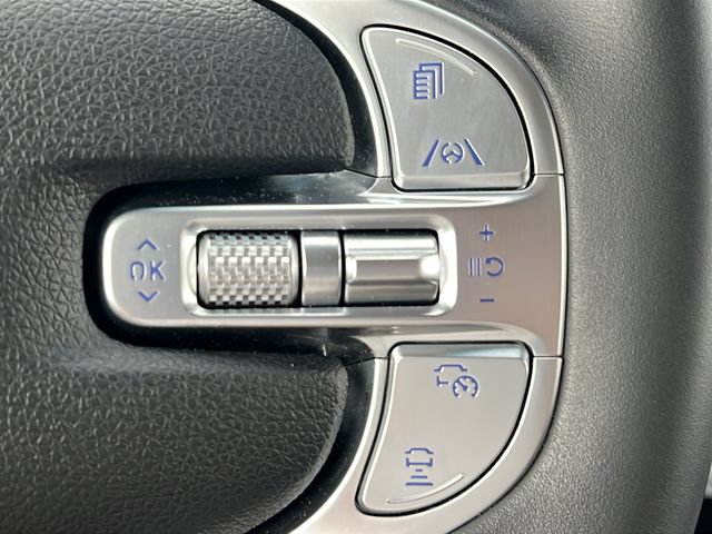 Certified 2025 Genesis GV70 2.5T AWD/4WD image 25