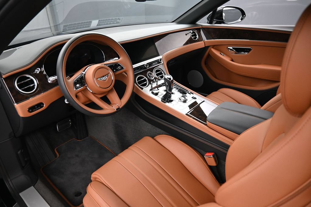 Used 2026 Bentley Continental GT AWD/4WD image 4