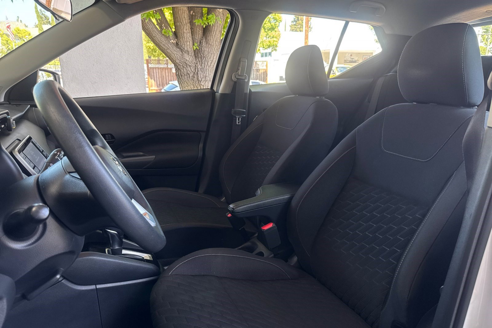 Used 2021 Nissan Kicks S FWD image 5