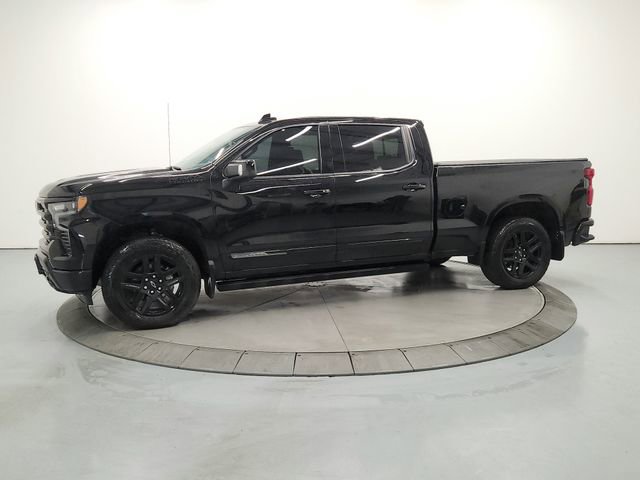 Used 2024 Chevrolet Silverado 1500 High Country w/ Midnight Edition AWD/4WD image 4