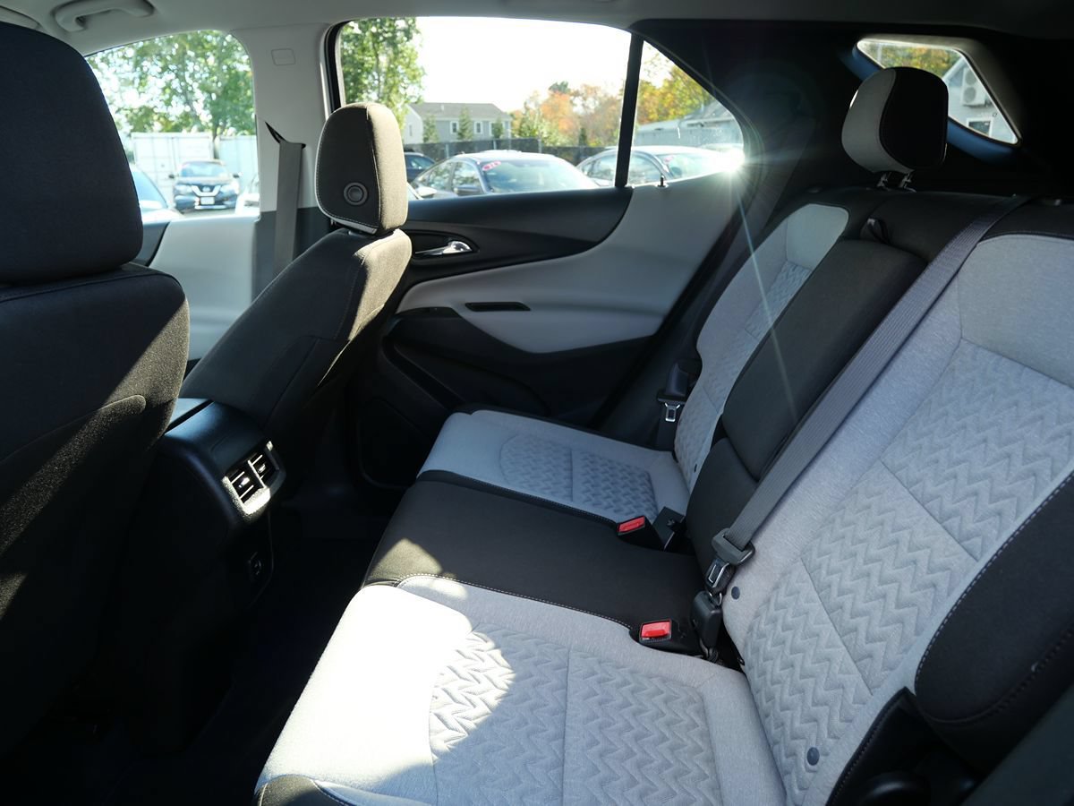 Used 2023 Chevrolet Equinox LT w/ Driver Convenience Package AWD/4WD image 22