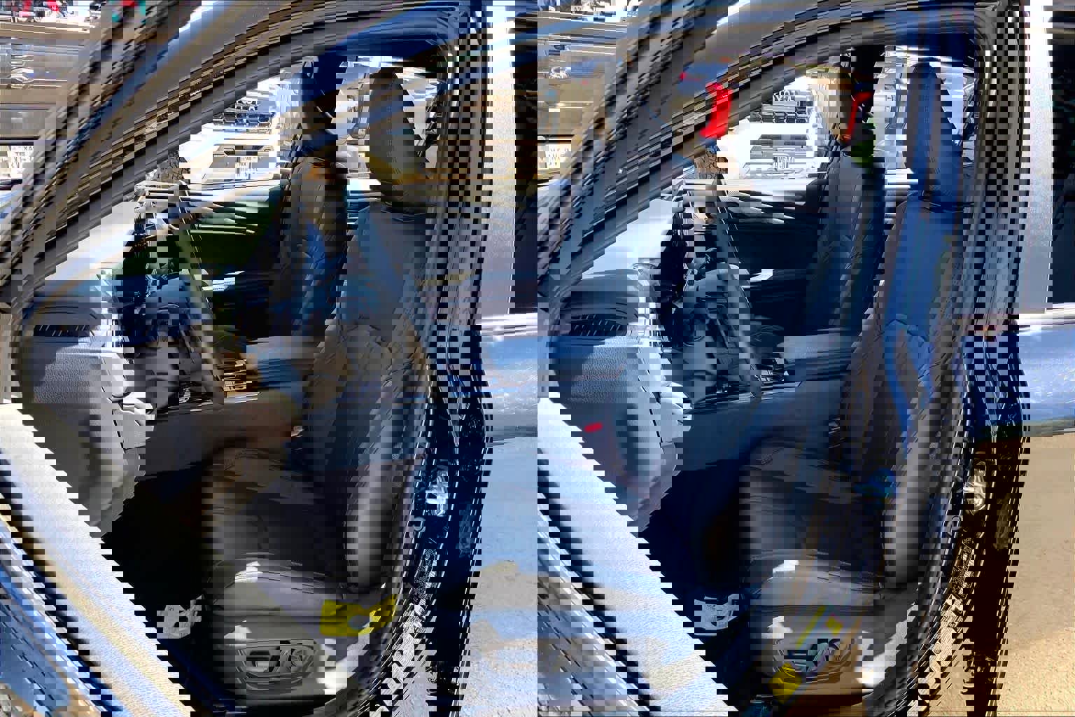 Used 2025 Toyota Camry XSE image 8