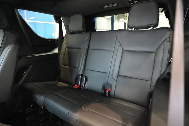 New 2026 GMC Yukon Denali w/ Denali Reserve Package AWD/4WD image 12
