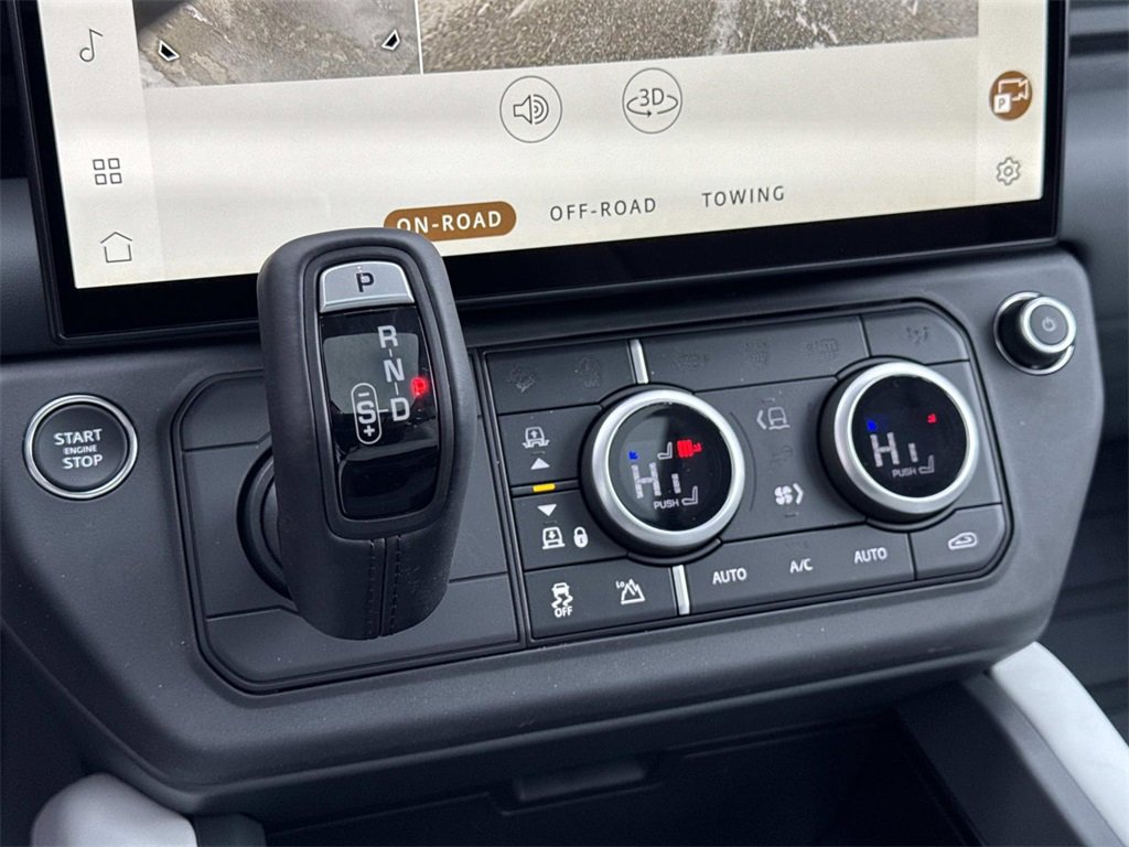 New 2026 Land Rover Defender 110 X-Dynamic SE image 23