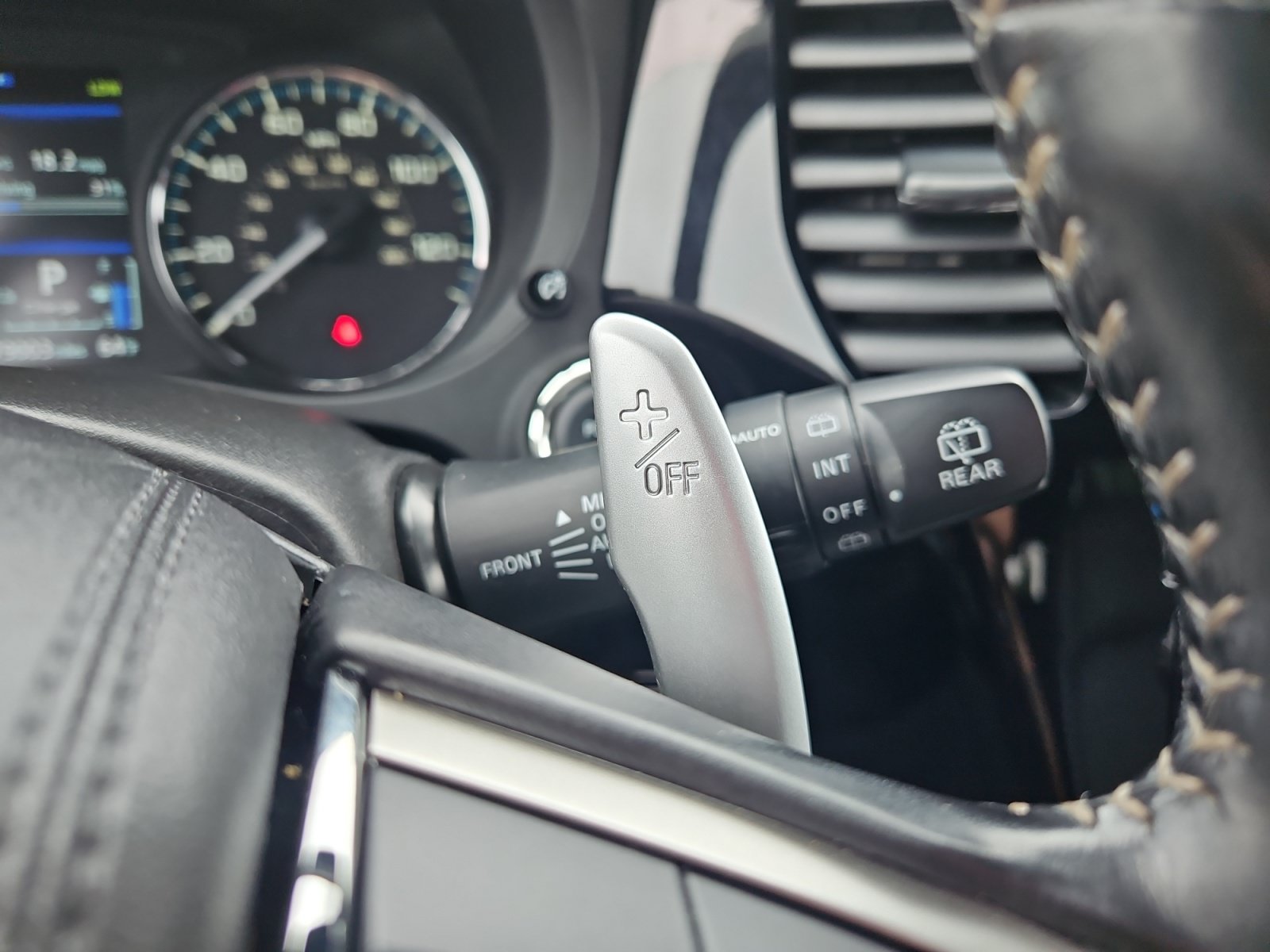 Used 2022 Mitsubishi Outlander SEL AWD/4WD image 23