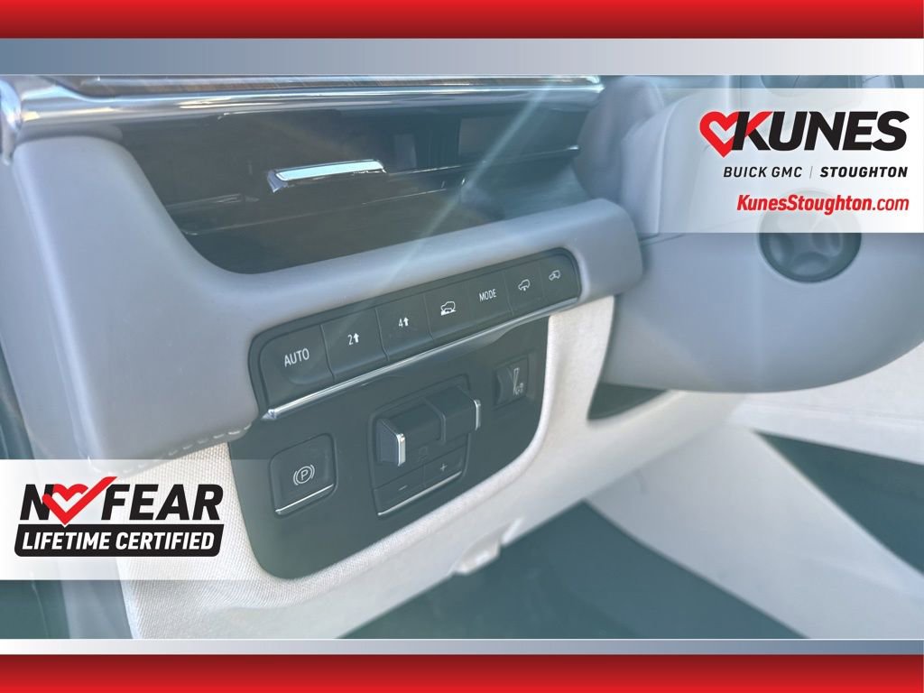 Used 2024 Cadillac Escalade ESV Sport Platinum AWD/4WD image 23