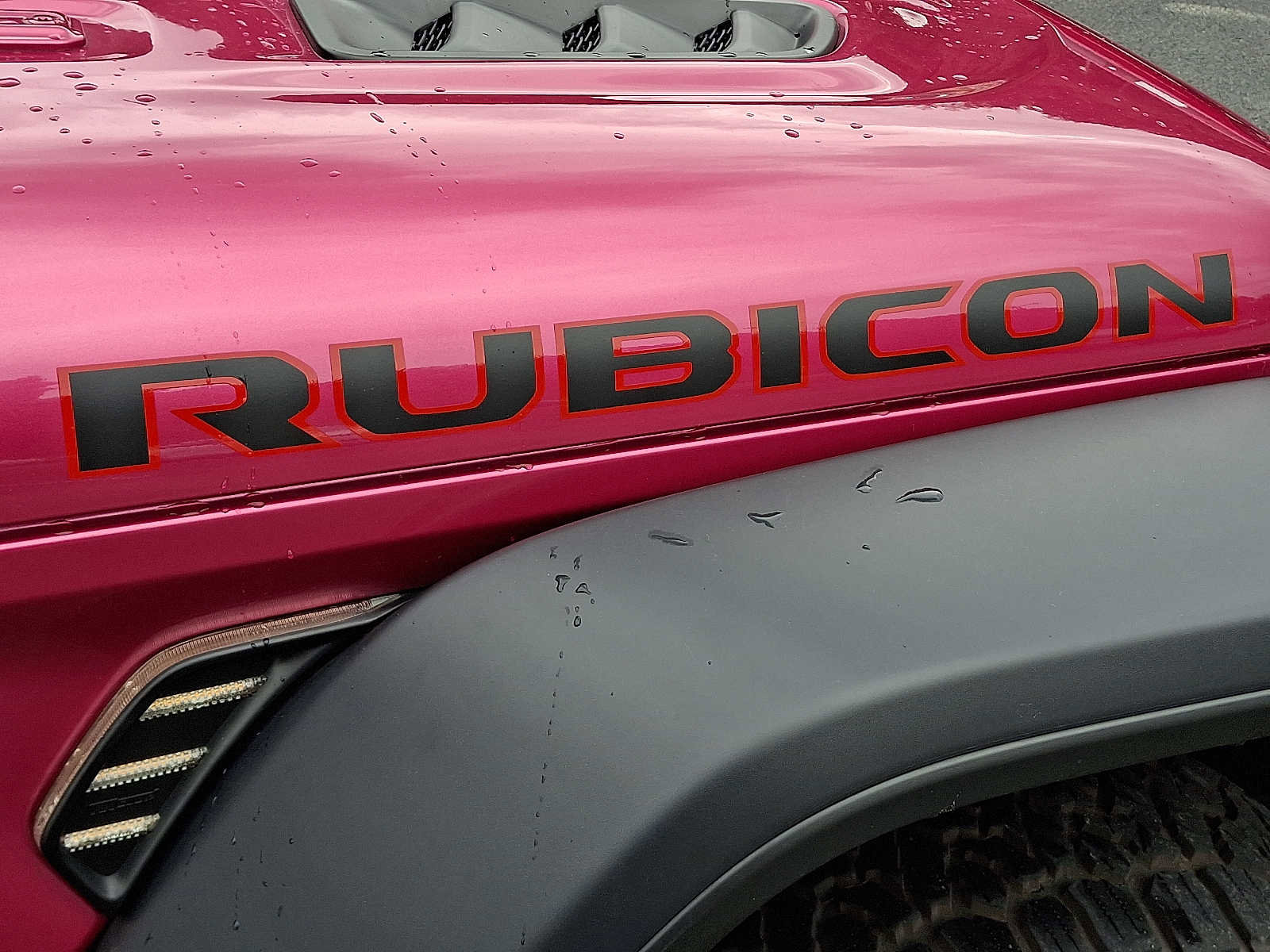 Used 2022 Jeep Wrangler Unlimited Rubicon w/ Cold Weather Group image 30