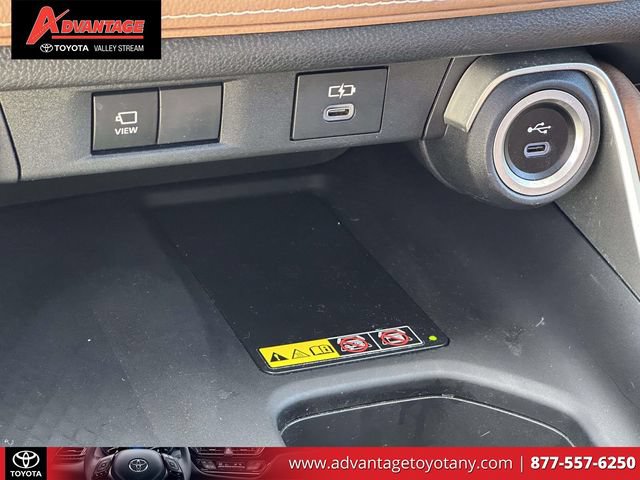 Used 2024 Toyota Grand Highlander AWD image 38