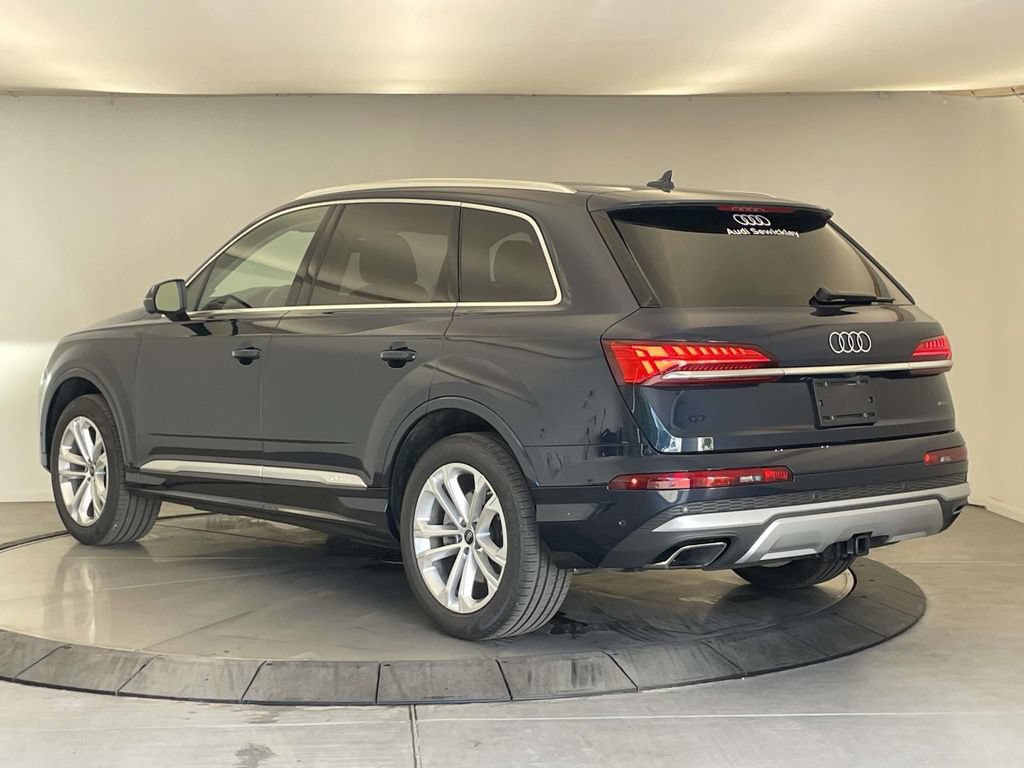 Certified 2025 Audi Q7 2.0T Premium Plus w/ Premium Plus Package AWD/4WD image 3