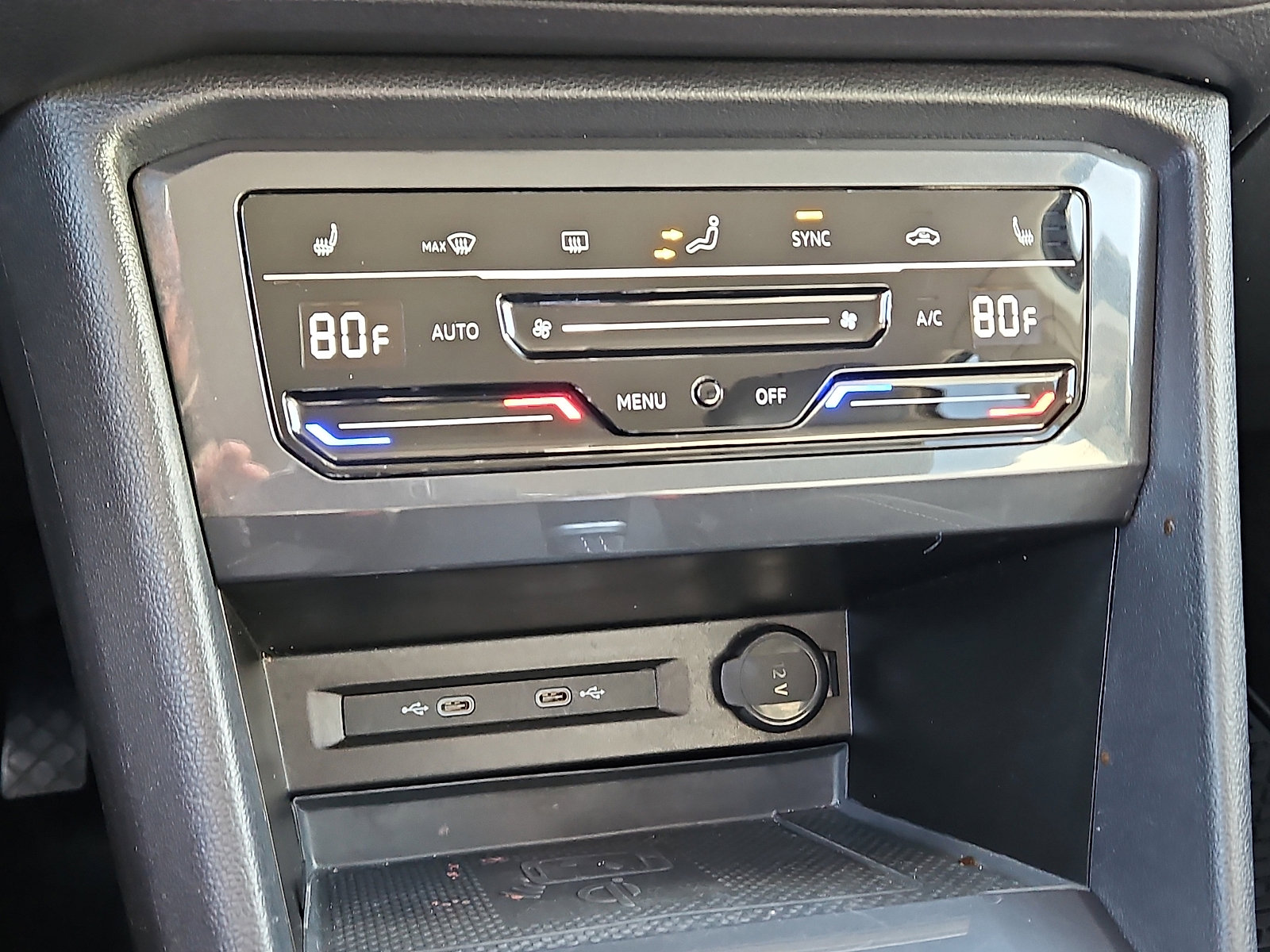 Certified 2022 Volkswagen Tiguan SE image 16