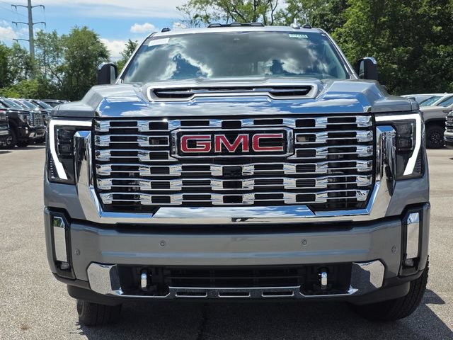 New 2026 GMC Sierra 3500 Denali w/ Denali Reserve Package AWD/4WD image 12