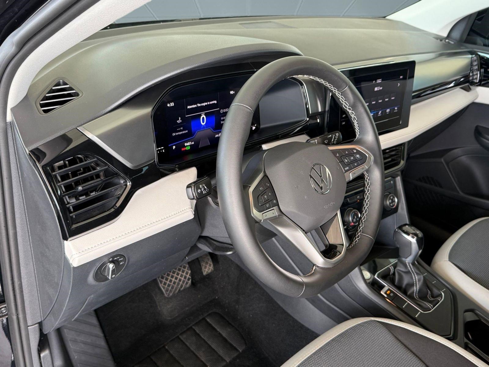 Used 2025 Volkswagen Taos S FWD image 4