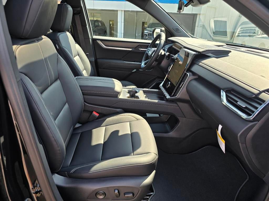 New 2026 GMC Acadia Elevation w/ Black Edition FWD image 14