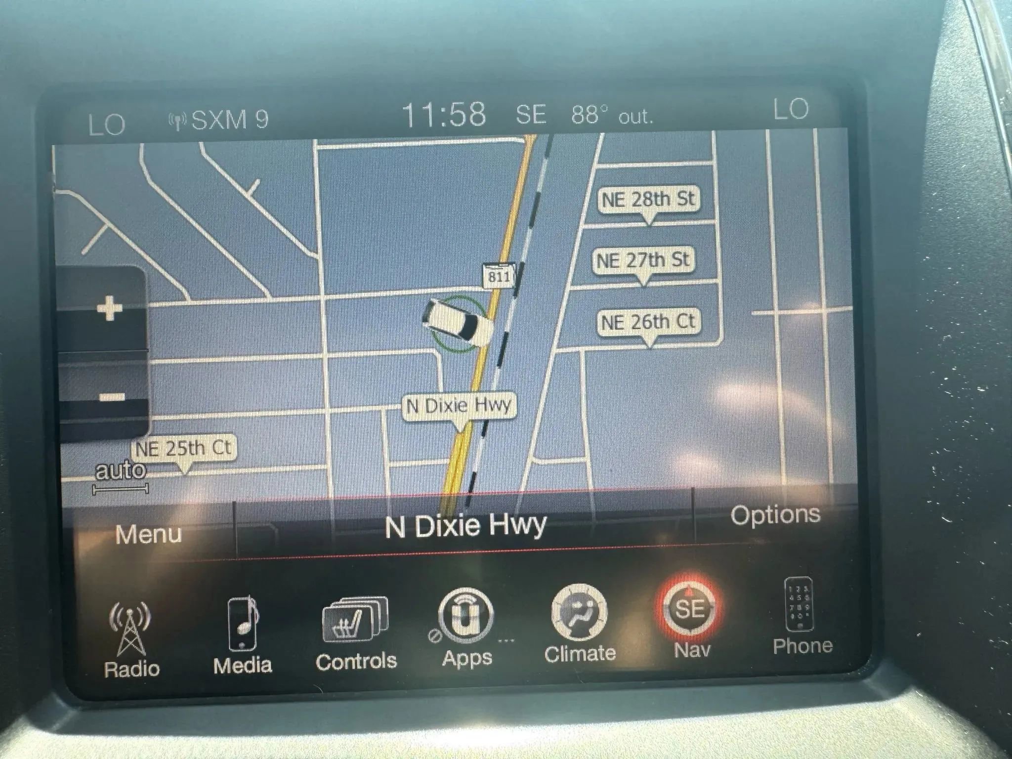 Used 2015 Dodge Durango Citadel w/ Technology Group image 28