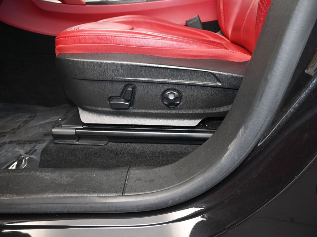 Used 2019 Alfa Romeo Stelvio w/ Nero Edizione image 15