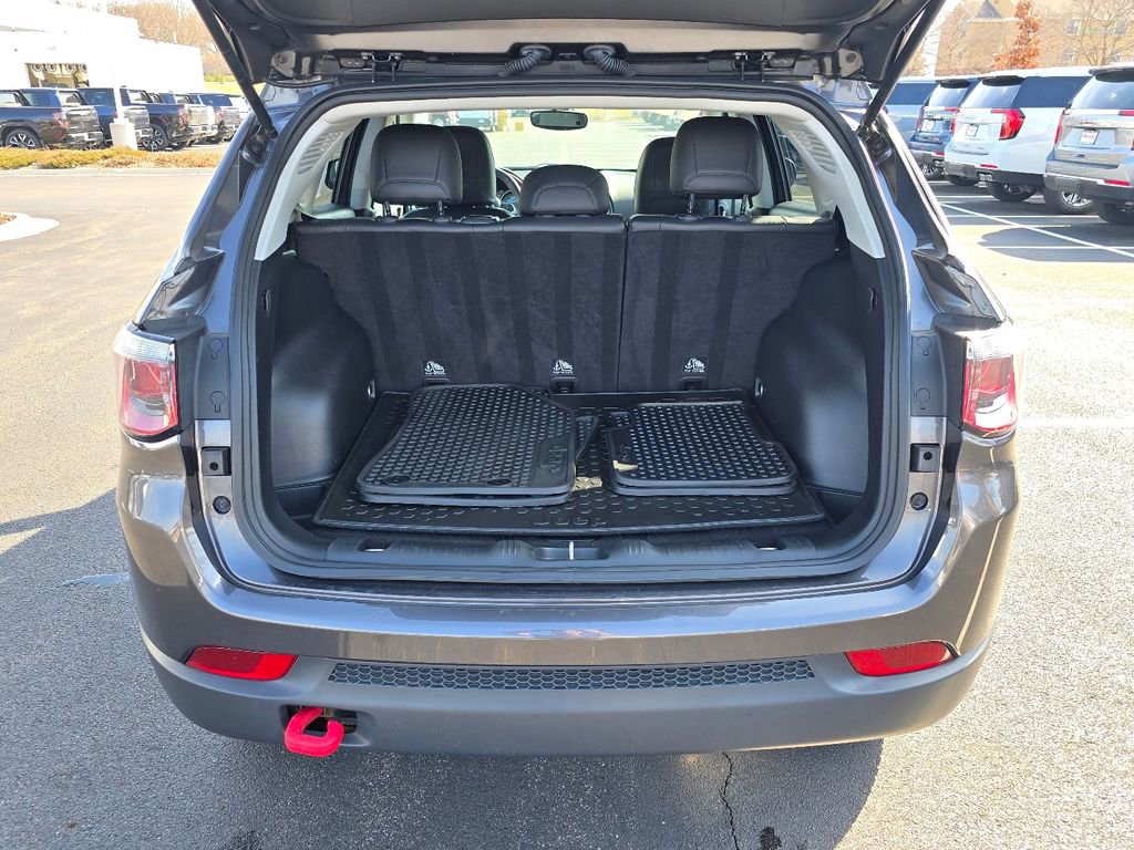 Used 2018 Jeep Compass Trailhawk w/ Navigation Group image 30