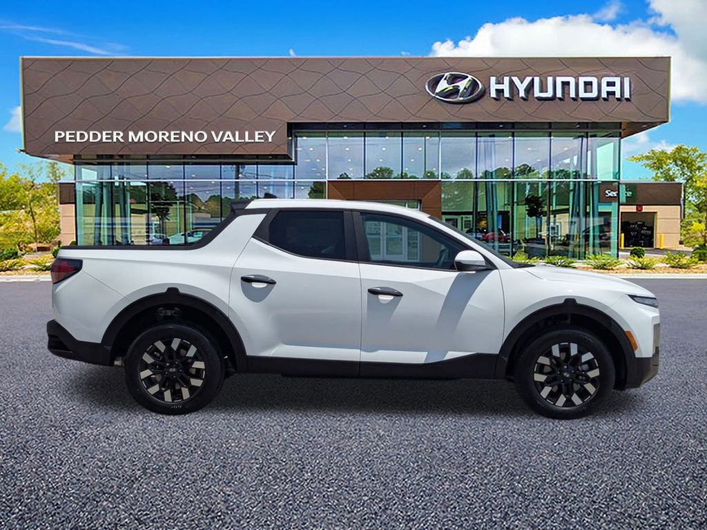 New 2025 Hyundai Santa Cruz SE image 7