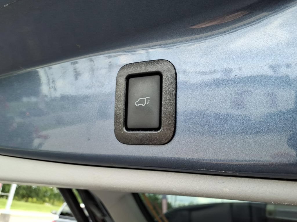 Certified 2019 Toyota Highlander XLE AWD/4WD image 26