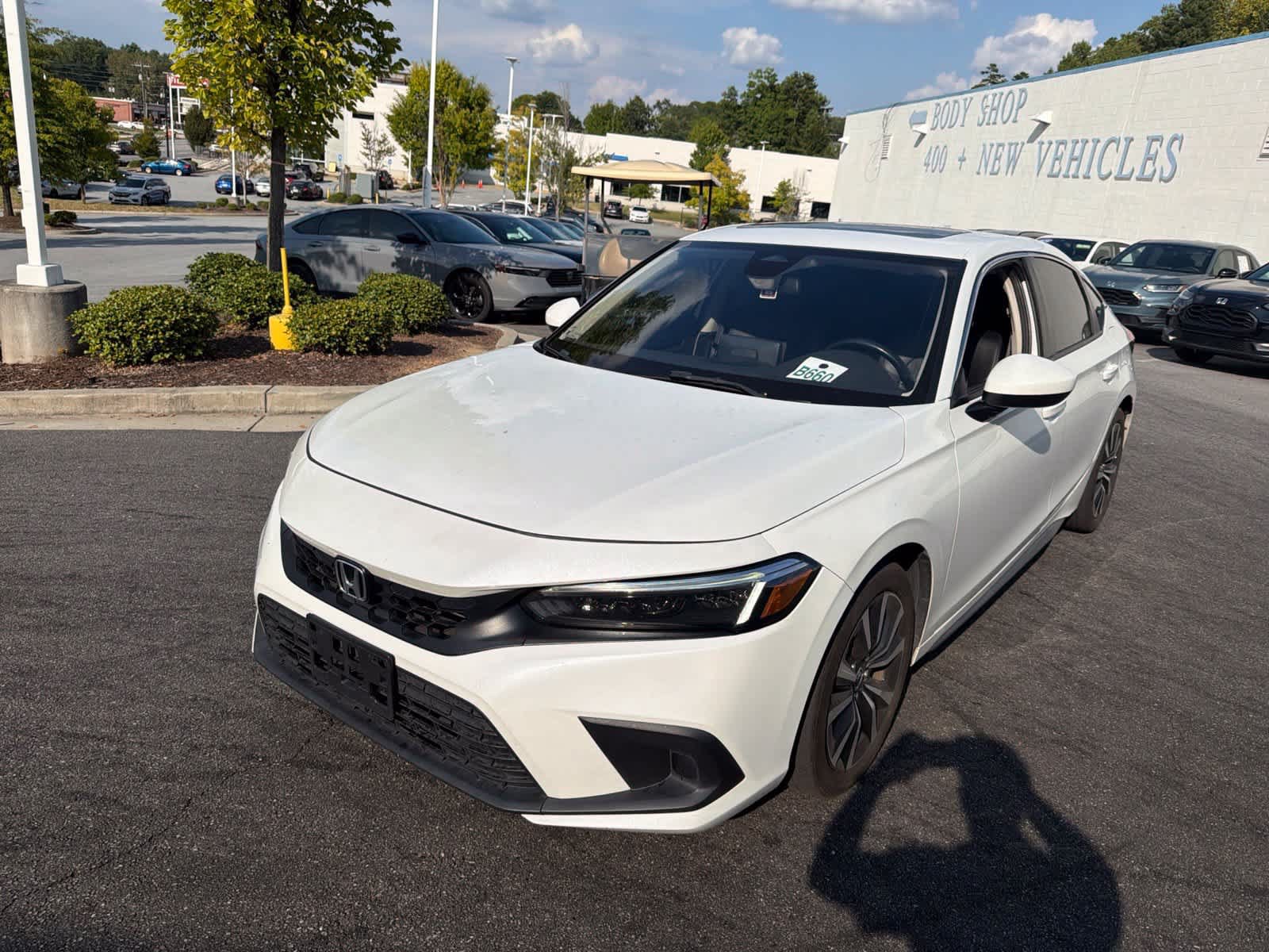 Used 2023 Honda Civic EX-L image 3