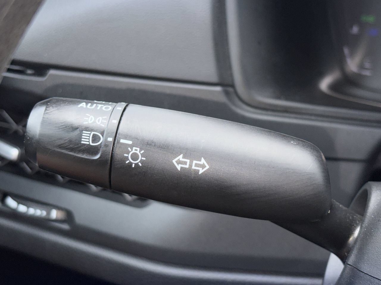 Used 2024 Honda Accord EX image 11