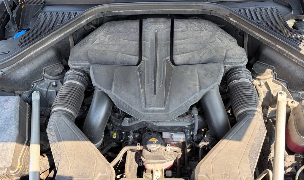 Certified 2025 Genesis GV80 3.5T Prestige AWD/4WD image 8