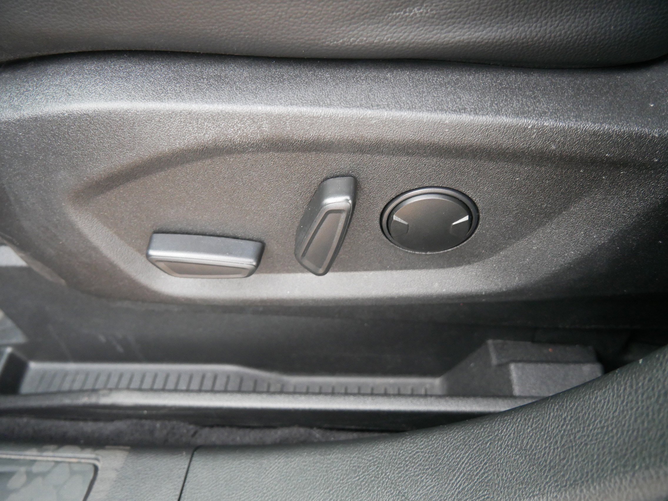 Certified 2023 Ford Edge SEL image 19