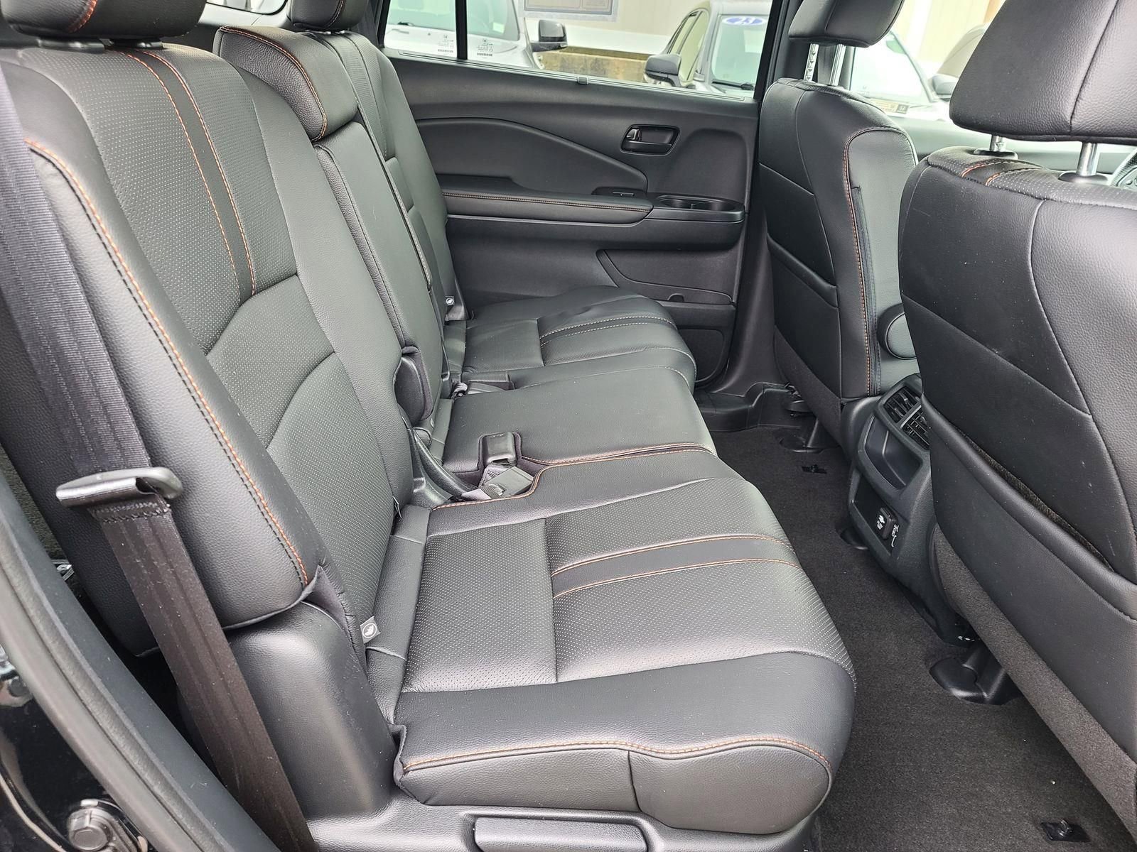 Used 2023 Honda Passport TrailSport image 18