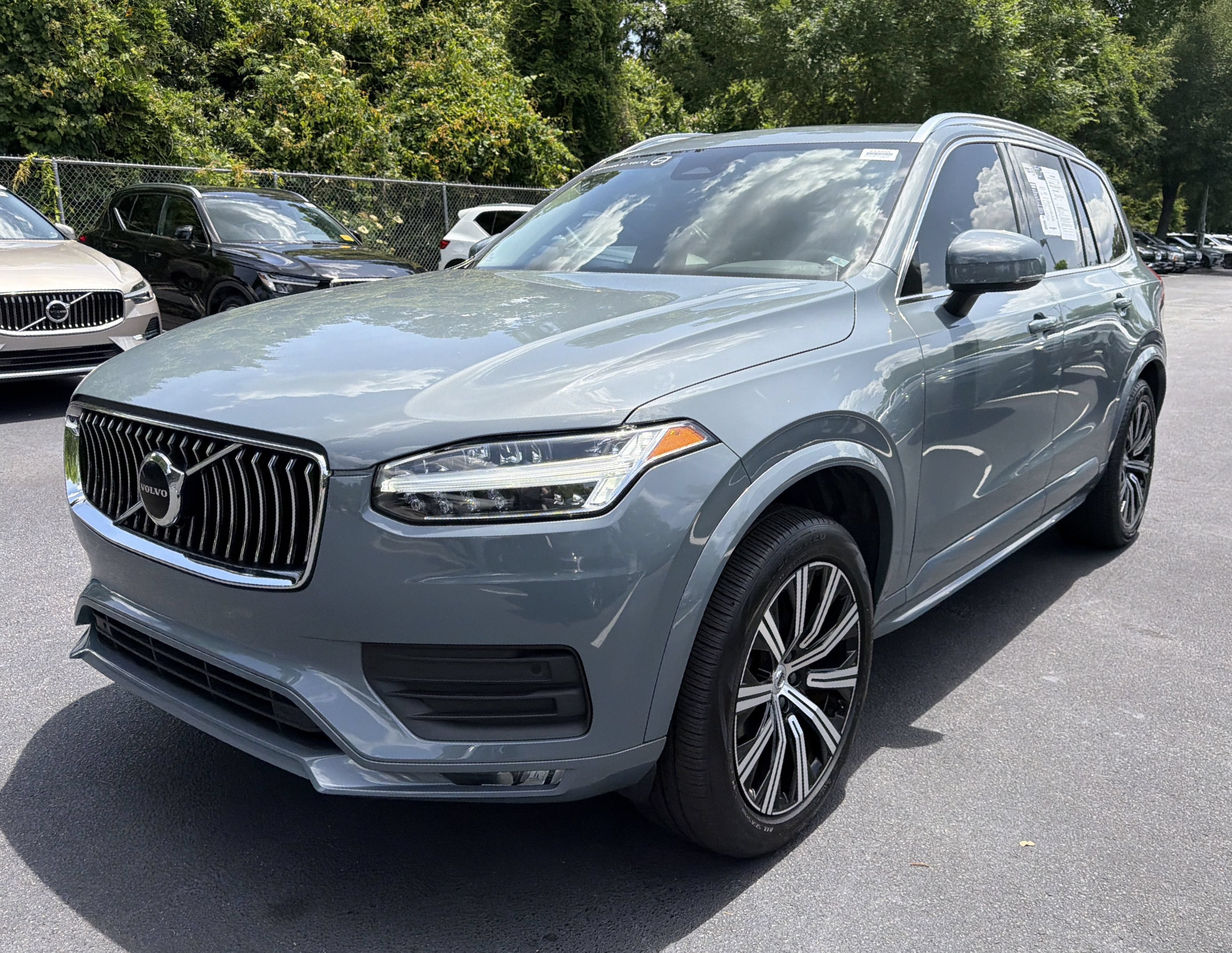 Used 2023 Volvo XC90 B5 Core AWD/4WD image 5