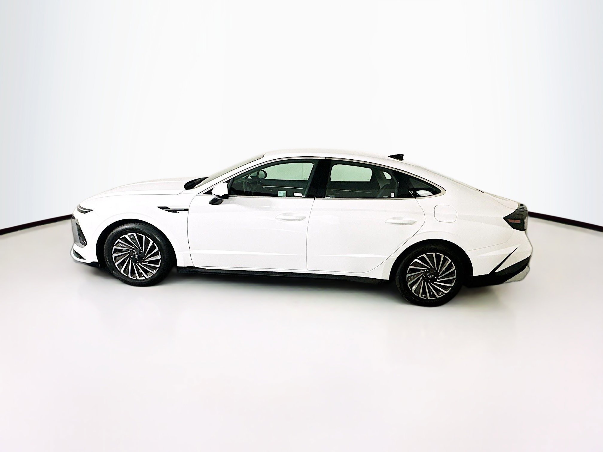 Used 2025 Hyundai Sonata SEL image 4