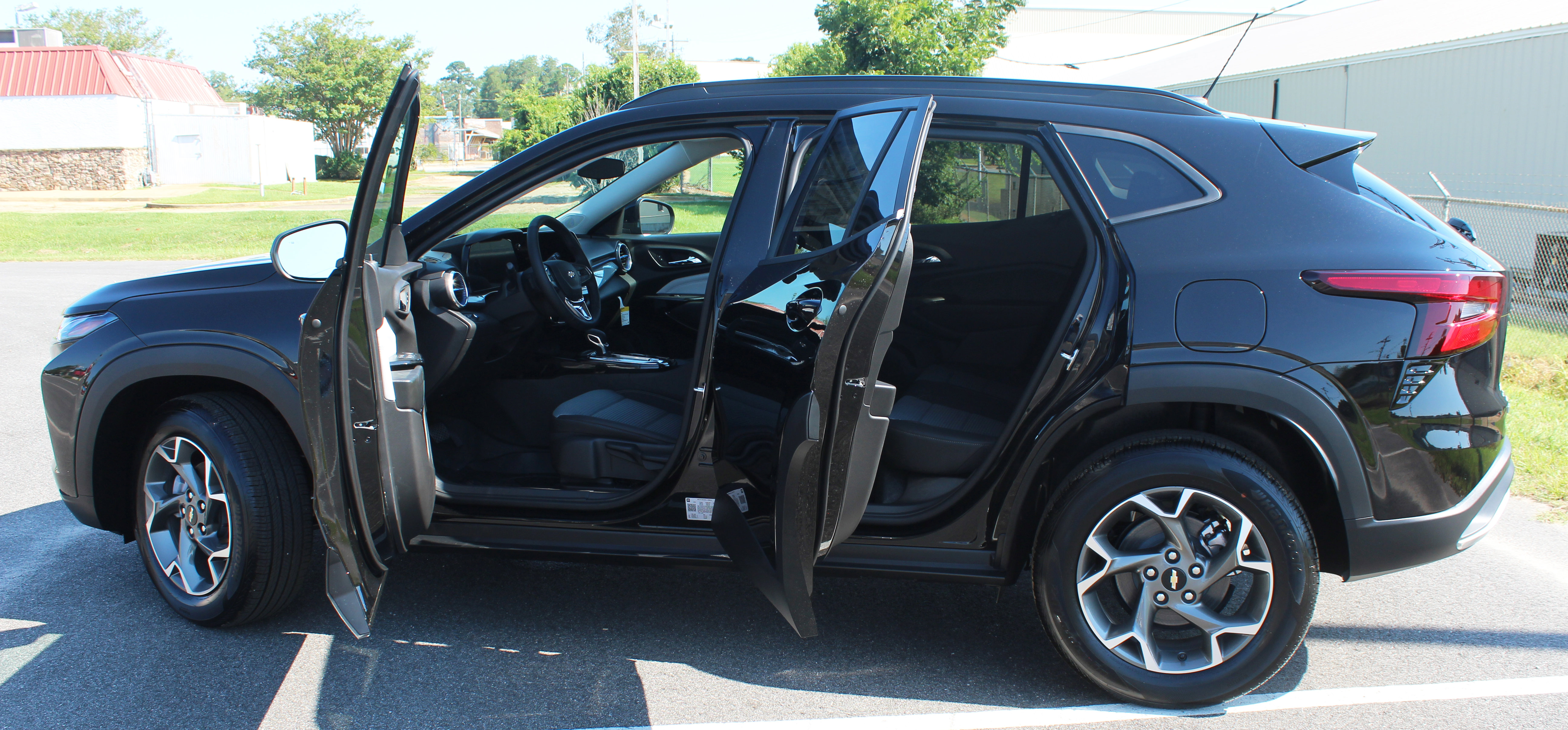 New 2025 Chevrolet Trax LT w/ Driver Confidence Package image 5
