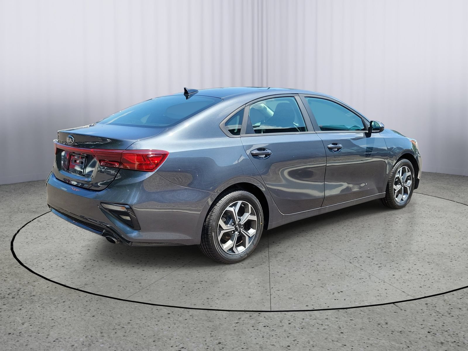 Used 2021 Kia Forte LXS FWD image 3