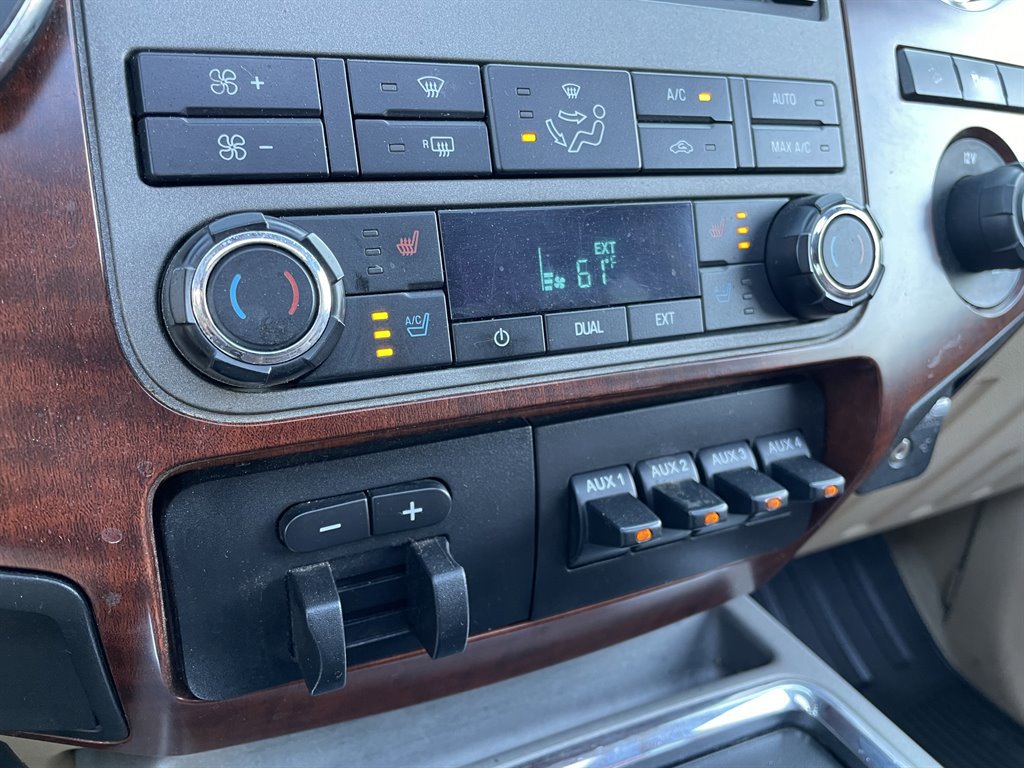 Used 2012 Ford F250 King Ranch w/ King Ranch w/Chrome Pkg image 33