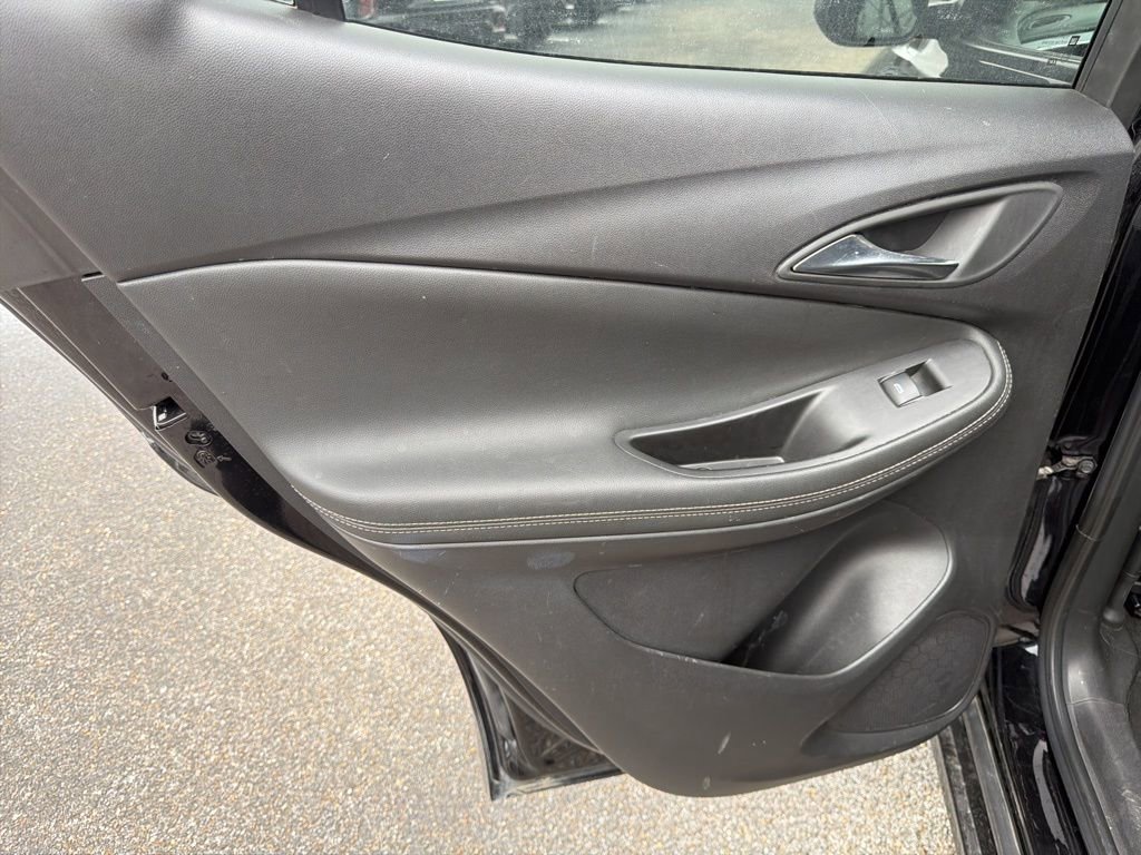 Used 2024 Buick Encore GX Sport Touring w/ Comfort Package image 12