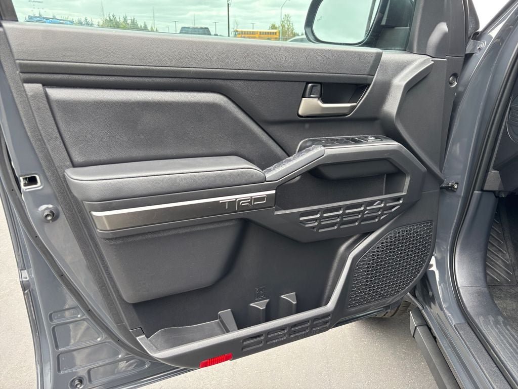 Used 2024 Toyota Tacoma TRD Sport AWD/4WD image 19
