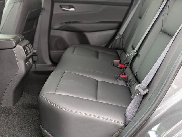 Used 2025 Nissan Murano SL AWD/4WD image 23