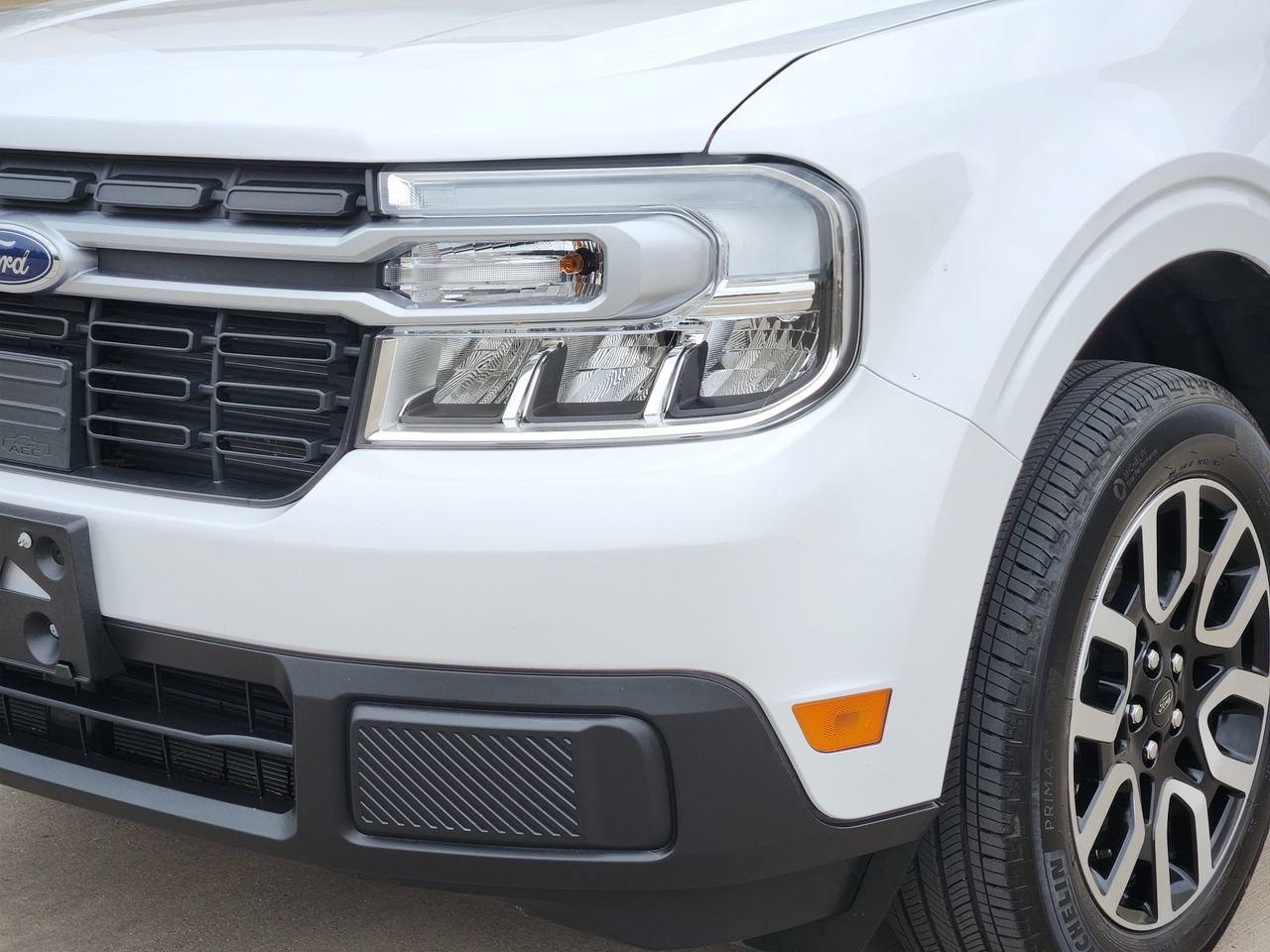 Used 2024 Ford Maverick Lariat FWD image 6