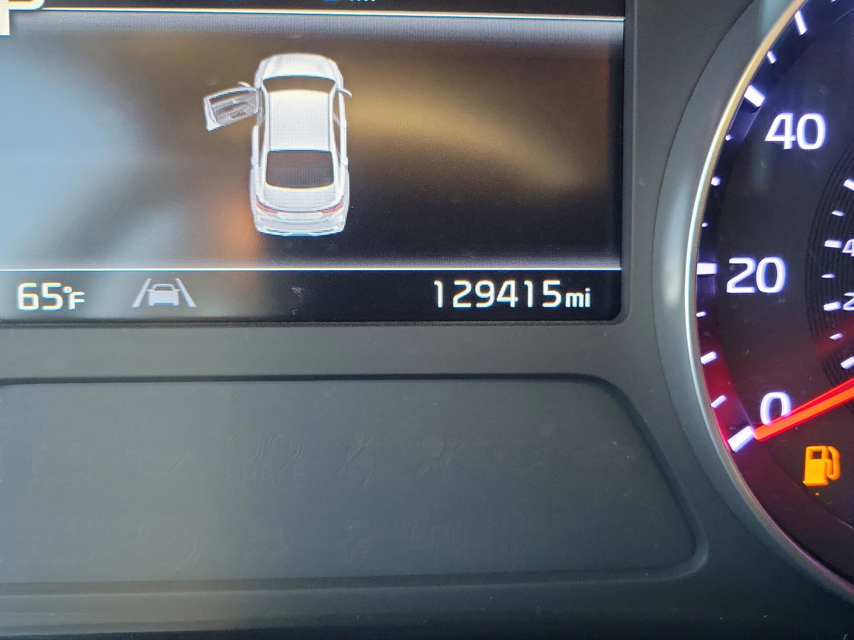 Used 2023 Kia Forte LXS image 21