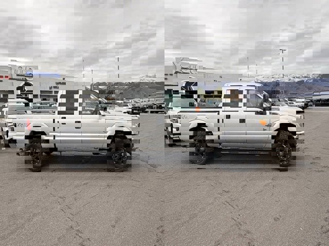 Used 2013 Ford F250 XLT image 2