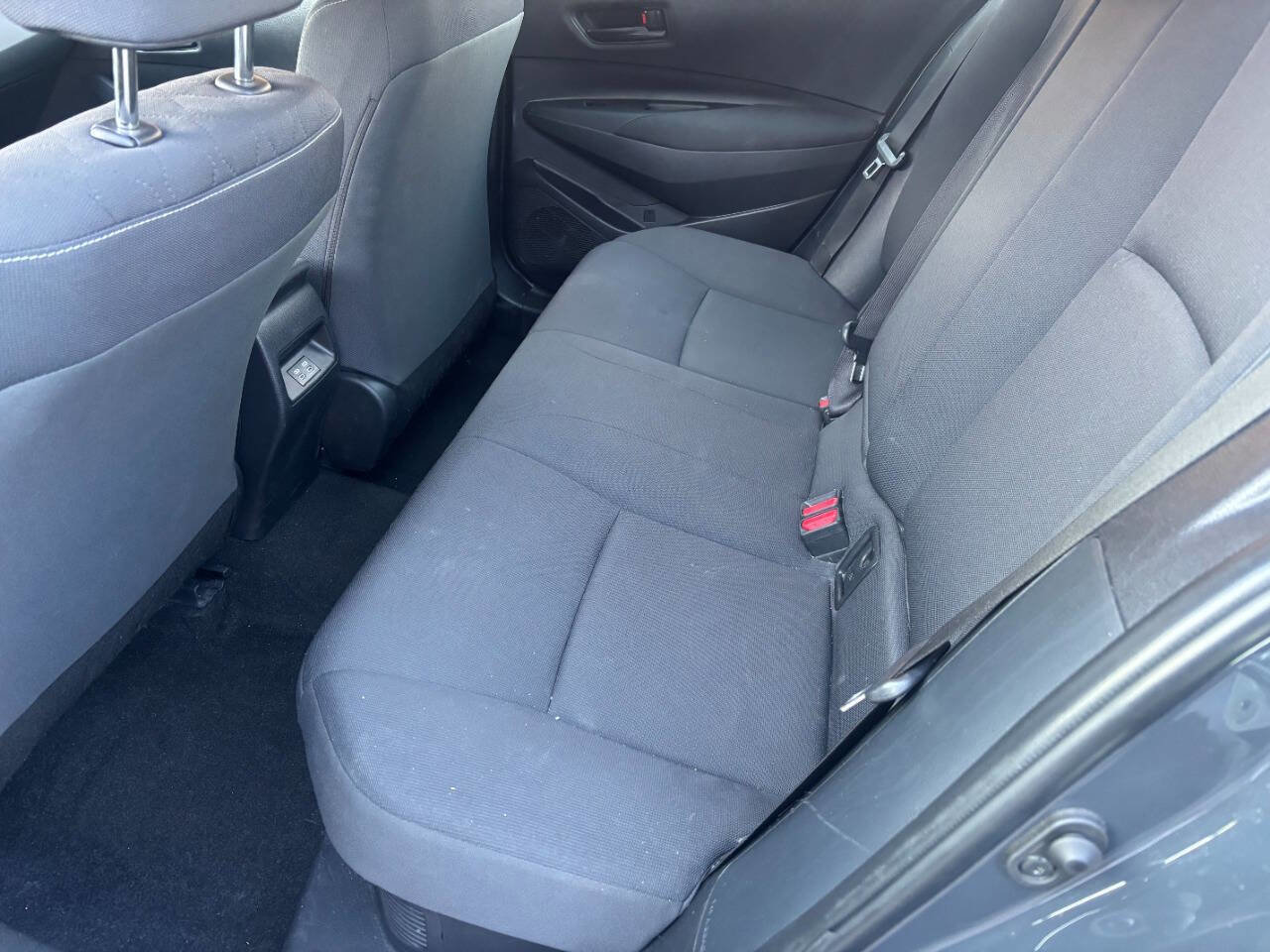 Used 2023 Toyota Corolla LE image 19