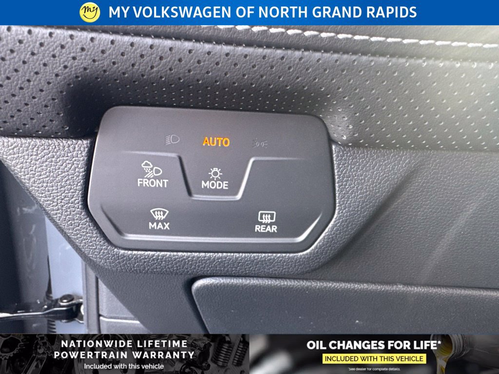 New 2026 Volkswagen Atlas Cross Sport SE AWD/4WD image 13