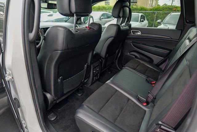 Used 2022 Jeep Grand Cherokee Laredo X image 25