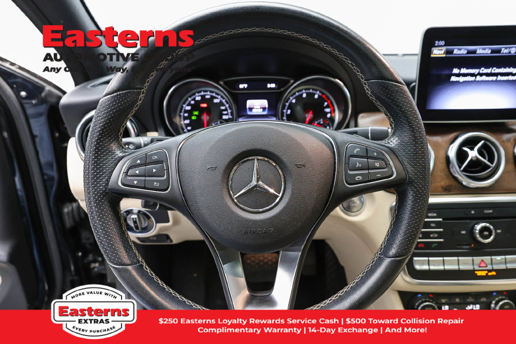 Used 2020 Mercedes-Benz GLA 250 4MATIC image 11