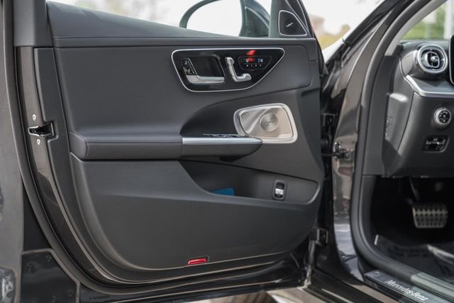 New 2026 Mercedes-Benz C 300 4MATIC Sedan image 36