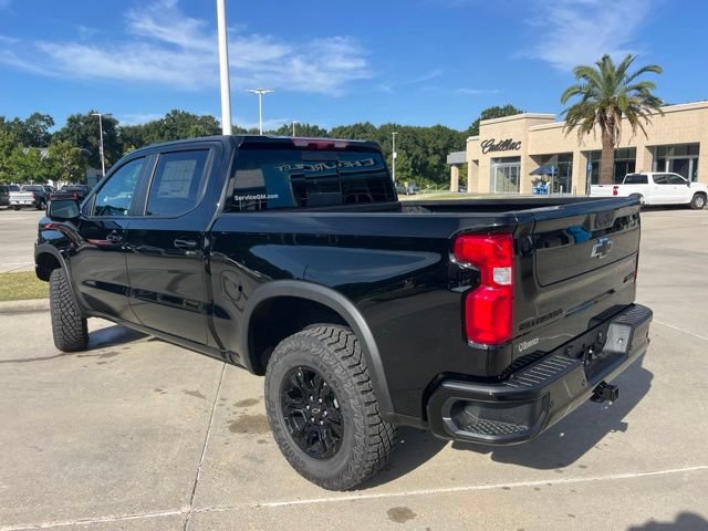 New 2026 Chevrolet Silverado 1500 ZR2 w/ Dark Appearance Package AWD/4WD image 5