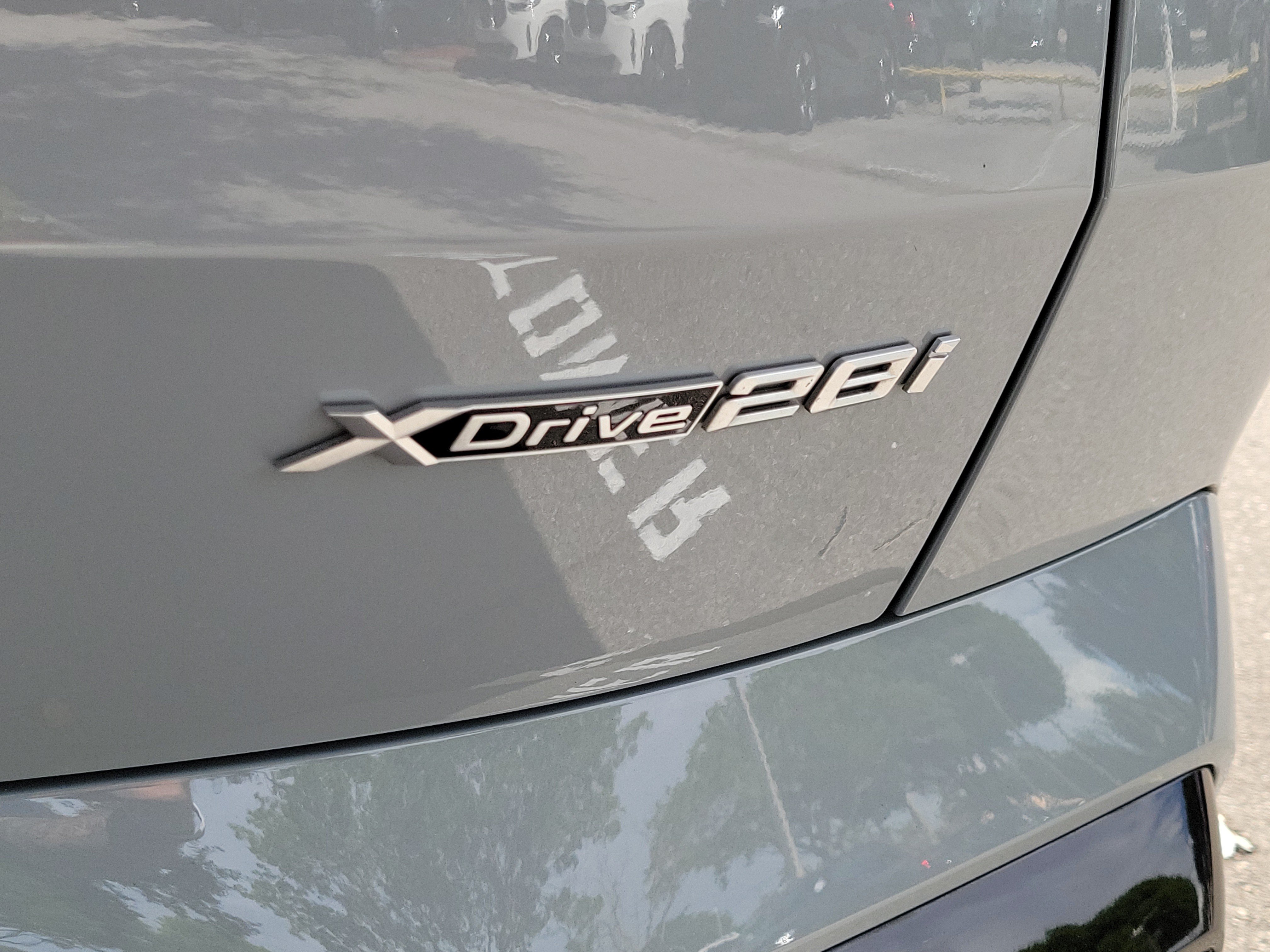 New 2026 BMW X2 xDrive28i AWD/4WD image 6