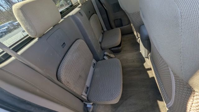 Used 2015 Nissan Frontier SV image 19