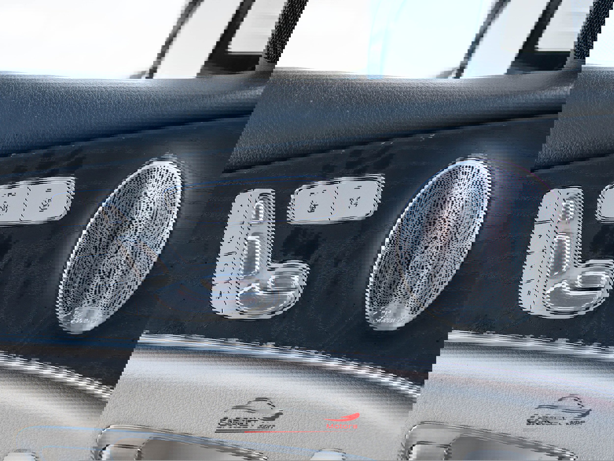 Used 2017 Mercedes-Benz E 300 4MATIC image 38