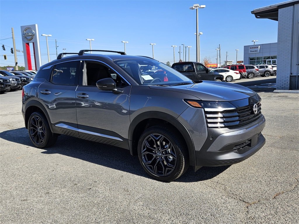 New 2026 Nissan Kicks SR w/ Cold Weather Package image 18