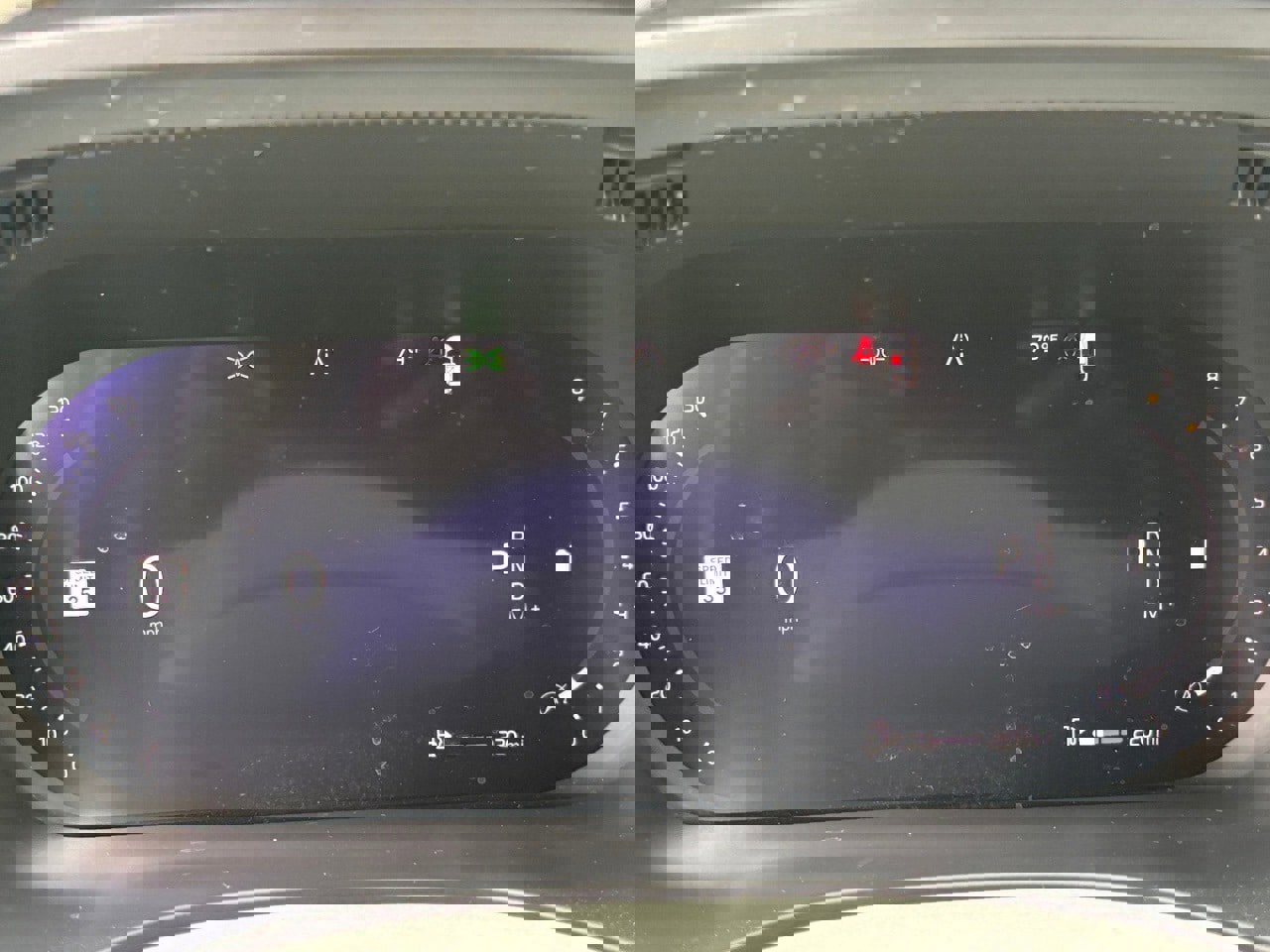 Certified 2023 Volvo XC60 B5 Ultimate w/ Climate Package image 17