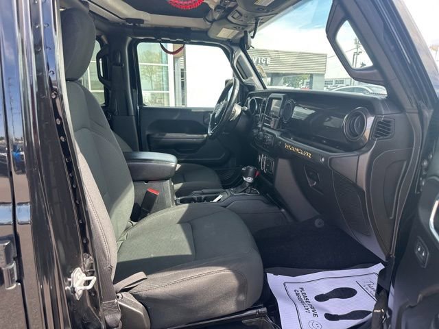 Used 2021 Jeep Wrangler Unlimited Sport AWD/4WD image 4